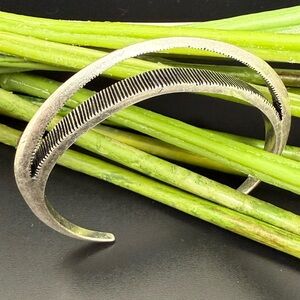 JENNY BIRD Silver-tone Textured Lines Open Design Cuff Bracelet 18.1g.